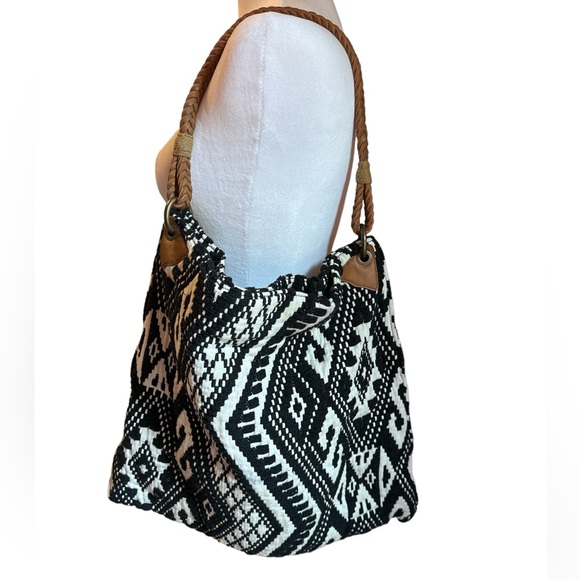 Merona Tote Hanbag, Textured bohemian purse leather braided handle - Picture 5 of 5